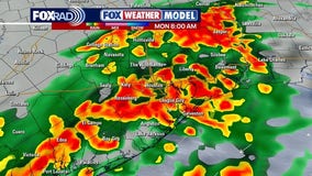 Houston weather: More rain for most of Monday