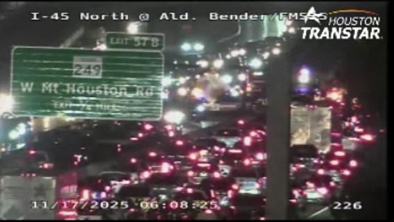 Houston traffic: Pedestrian walking on I-45 dead after being hit by METRO bus, officials say