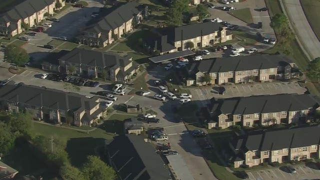 15-year shot, killed in northwest Houston; another 15-year-old arrested, officials say