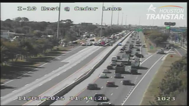 I-10 East Freeway reopens at Cedar Lane in Channelview after chase