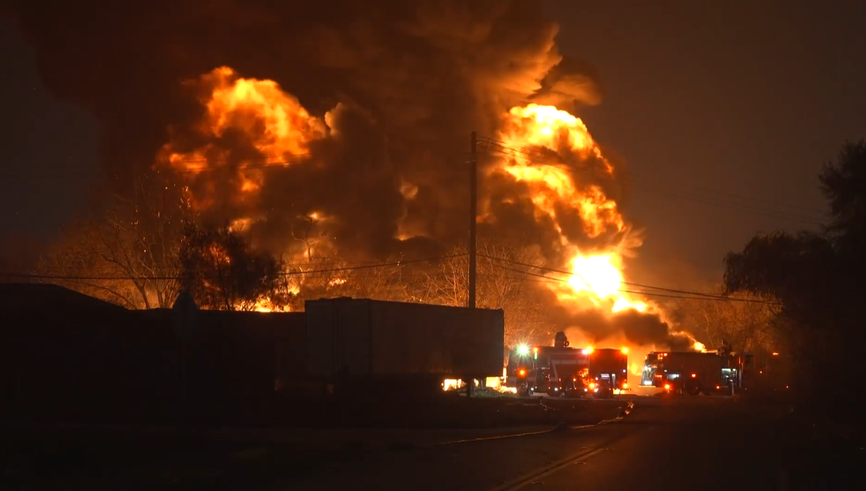Liberty Road fire: Firefighters battle massive 2-alarm blaze in northeast Houston