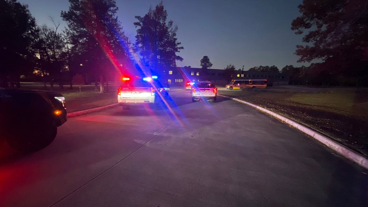 Suspect accused of pointing weapon at Spring ISD school bus students, driver