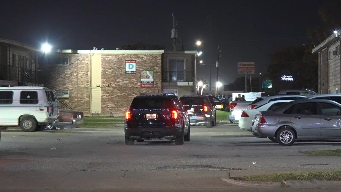 Overnight SWAT suspect found dead at Northside apartment complex, police say