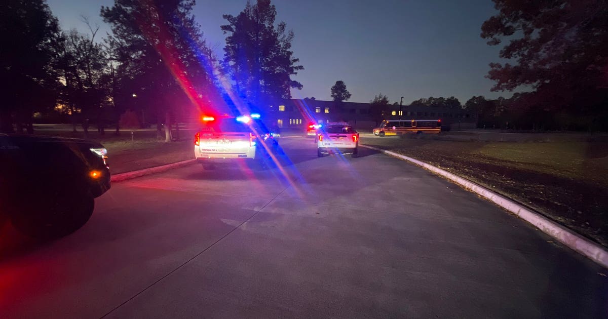 Suspect accused of pointing weapon at Spring ISD school bus students ...