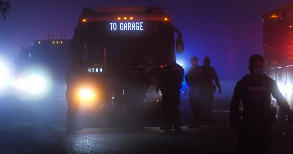 Pedestrian fatally struck by METRO bus in Southwest Houston | FOX 26 ...