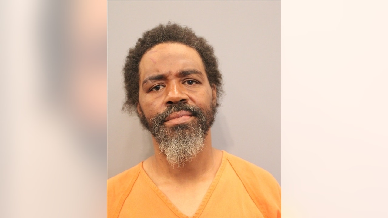 Texas man accused of choking Houston police K-9 officer