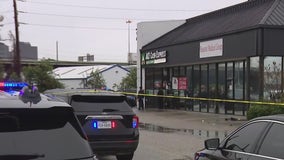 Houston police shoot man who allegedly held ACE Cash Express employee at gunpoint