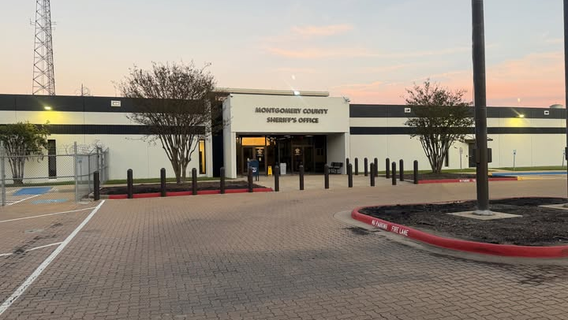 Montgomery County detention officers attacked by inmate, hospitalized