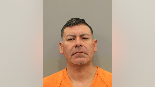 Houston man accused of impersonating police officer, pulling over drivers while intoxicated