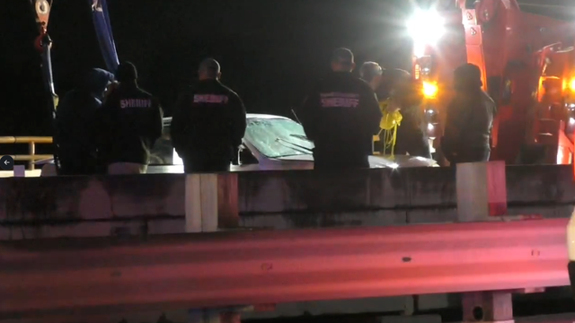 Body recovered from vehicle submerged in Galveston County bayou