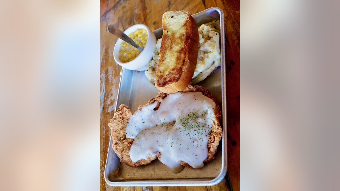 Eat Drink HTX preview - Preslee's Southern Good Eatery