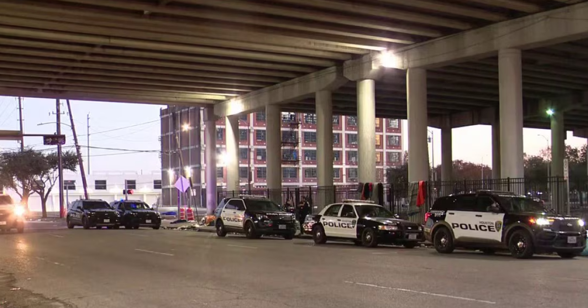 2 people found dead under Houston freeway near Congress, Hamilton | FOX ...