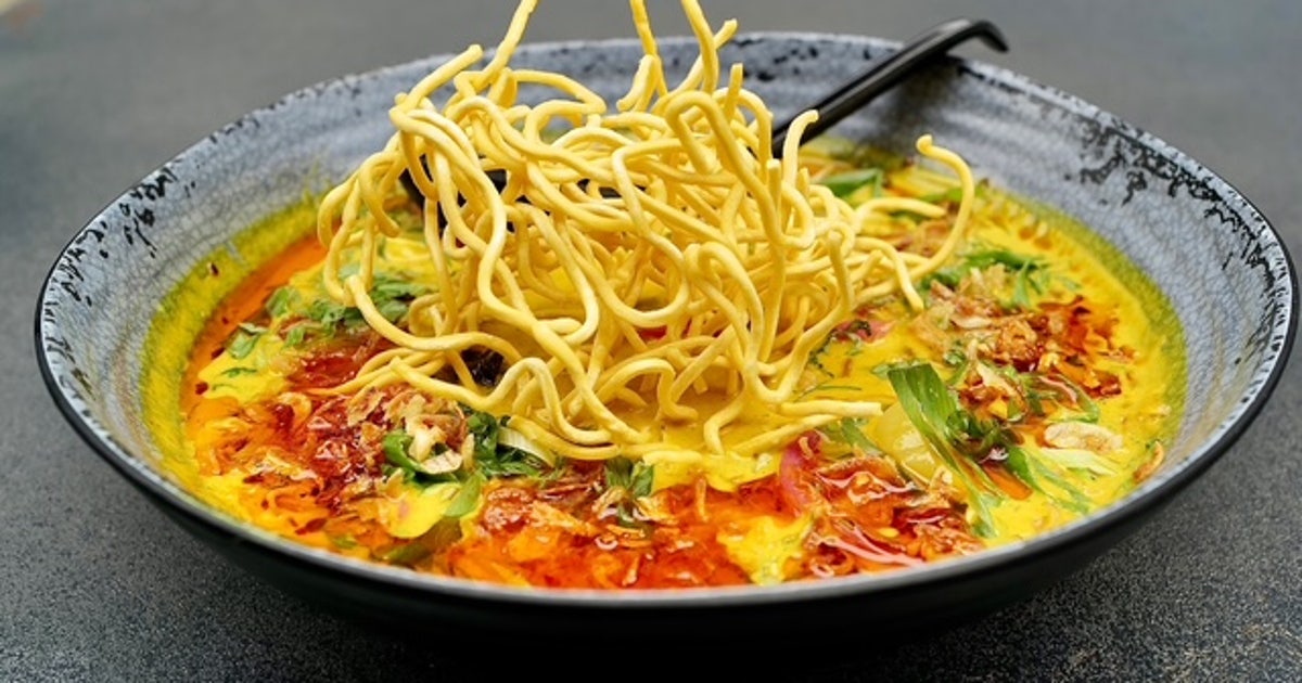 Unpack your bags and eat around the world at Traveler’s Cart