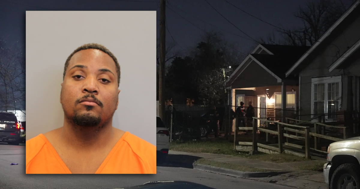 Houston murder suspect accused of shooting, killing mom's 'godson'