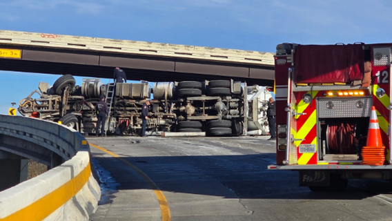 Houston crash: 18-wheeler rolls over on ramp between I-69, I-610