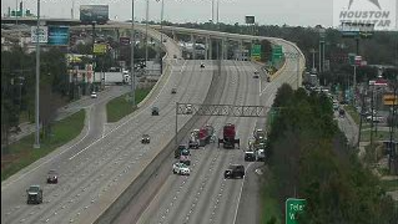 Two 18-year-olds killed in South Loop crash; freeway closed for repairs, police say