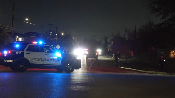2 teens shot in apparent drive-by shooting in northeast Houston