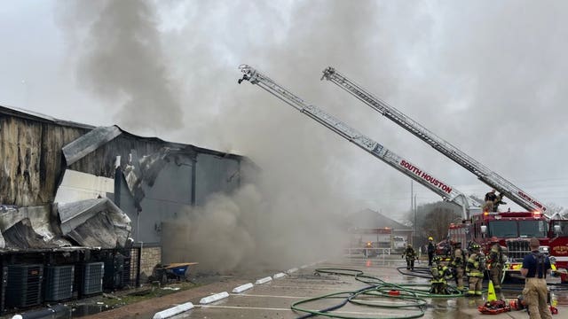 South Houston building catches fire during renovations, officials say