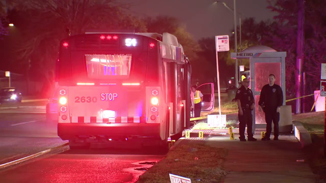 Houston shooting: 2 suspects fire shots at each other near METRO bus stop