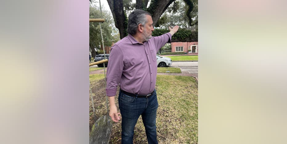 Ted Cruz returns to Texas ahead of winter storm: 'Sunshine, rainbows & unicorns'