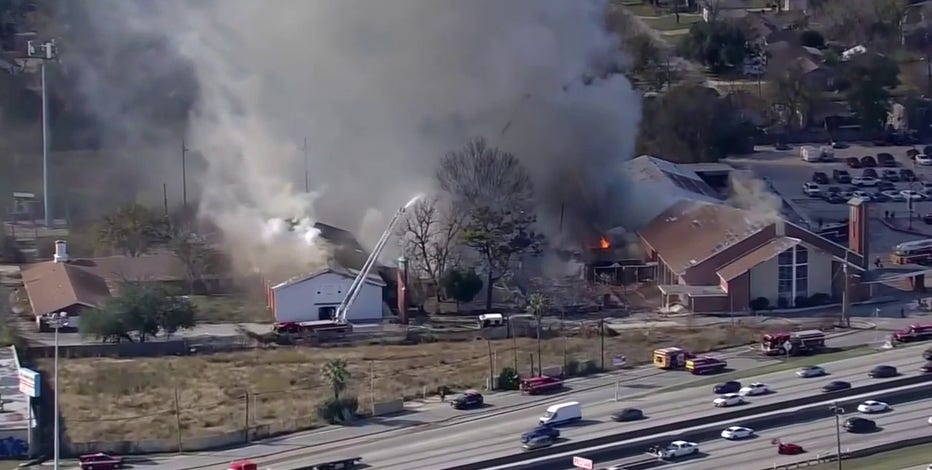 Houston fire: Person of interest sought following 3-alarm fire near I-45