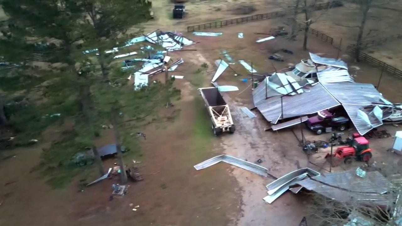 Possible tornado in Liberty County leaves 2 brothers in Cleveland cleaning up