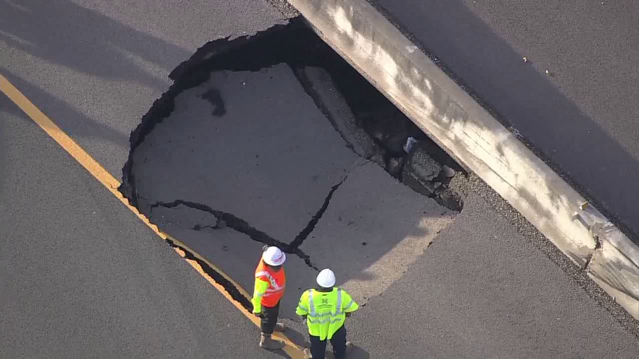 Houston traffic: I-10 East Freeway at Federal shut down due to sinkhole on highway