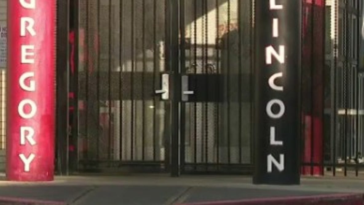 Grand jury declines to indict HISD employee accused of sexually assaulting student