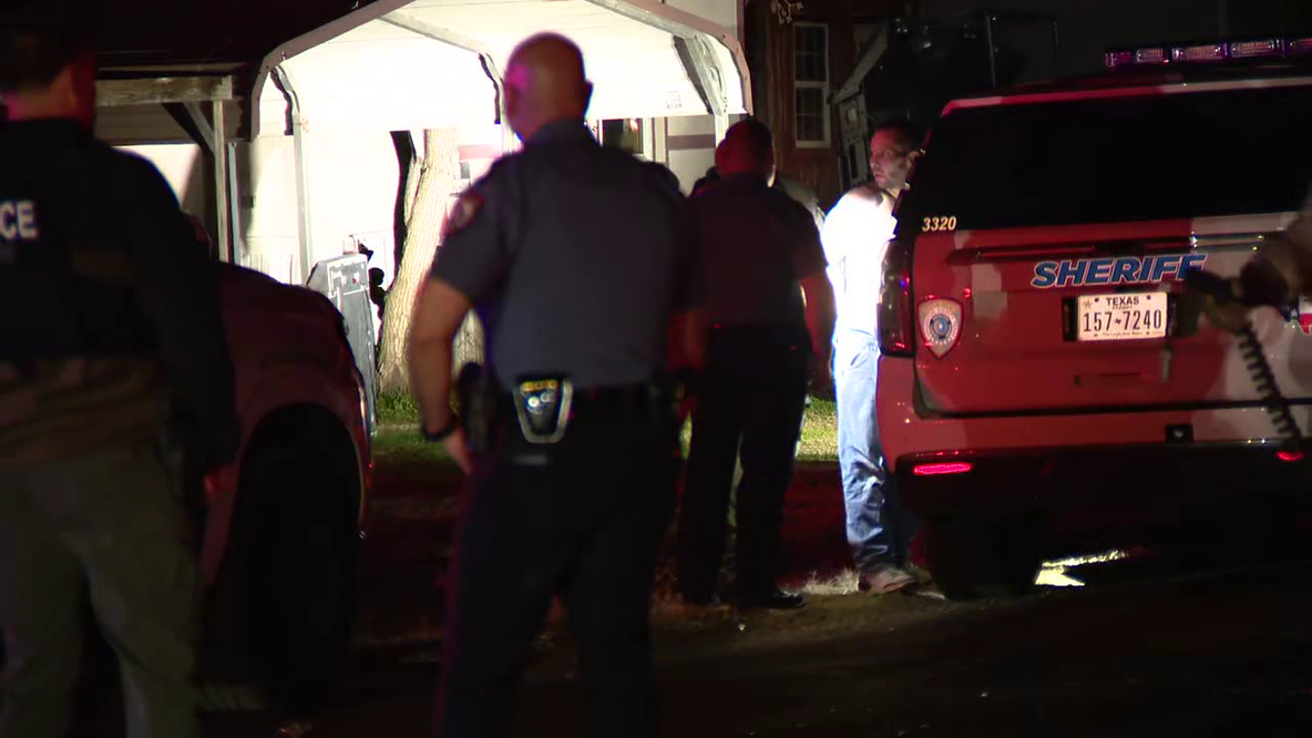 Suspect involved in San Leon standoff surrenders