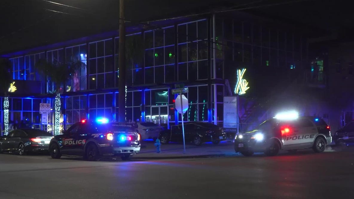 Man shot during fight outside Washington Avenue nightclub