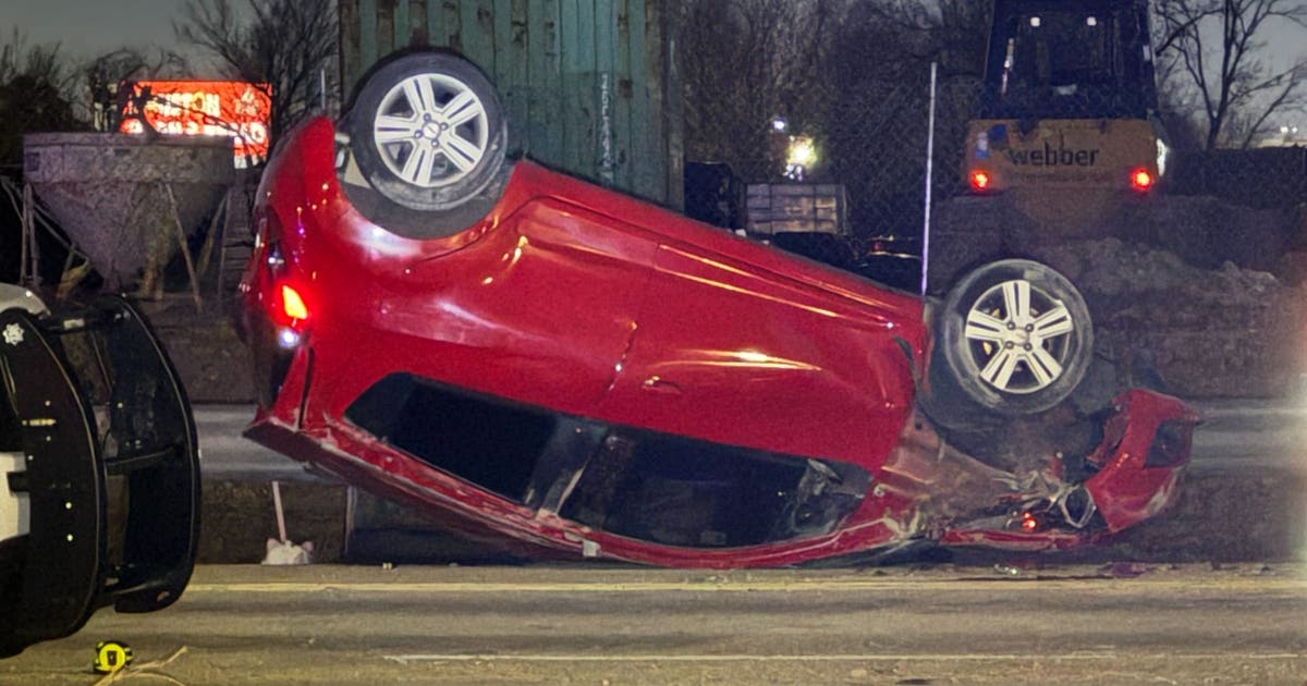 NW Harris County: 8-year-old killed, 2 people injured after car crashes into construction zone