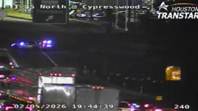 Fatal crash shuts down I-45 North in Spring, officials say
