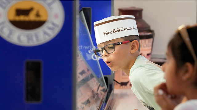 Blue Bell’s Lone Star Scoop Tour of Texas gives you chance to score free ice cream