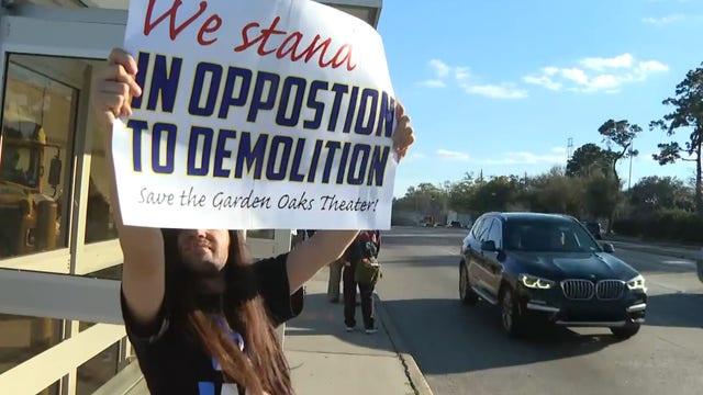 Neighbors rally to save Garden Oaks Theater, push for protections as future remains uncertain