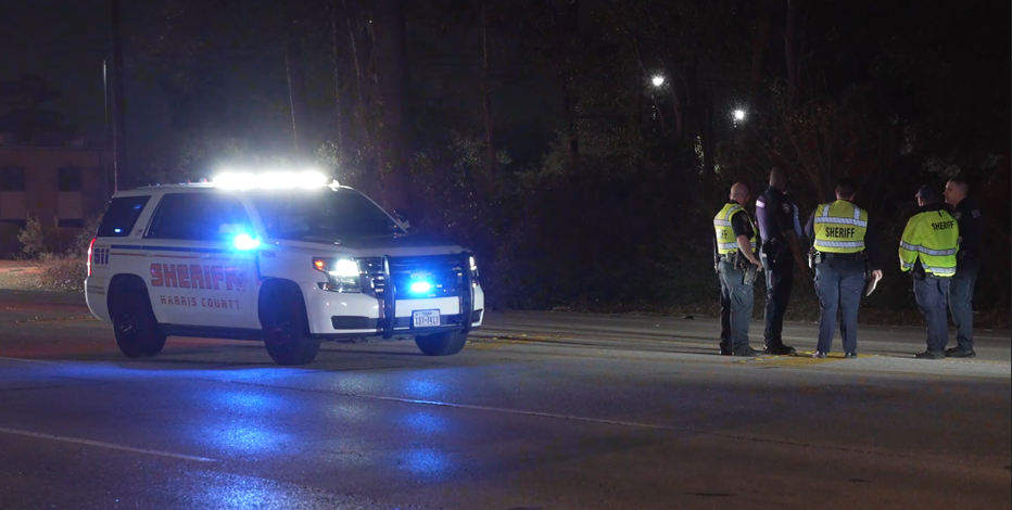 Two pedestrians in critical condition after hit-and-run in northwest Harris County