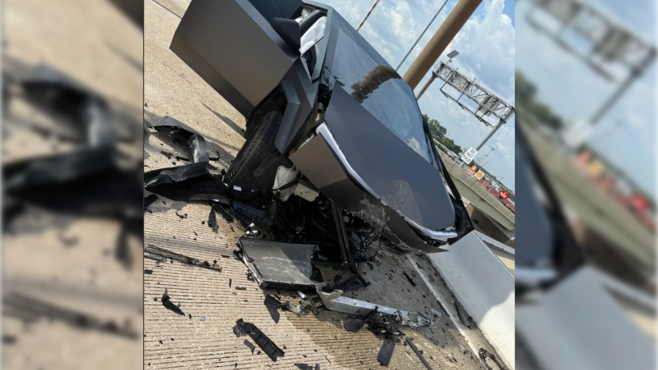 'That’s not self-driving': Lawsuit slams Tesla tech after Houston Cybertruck crash