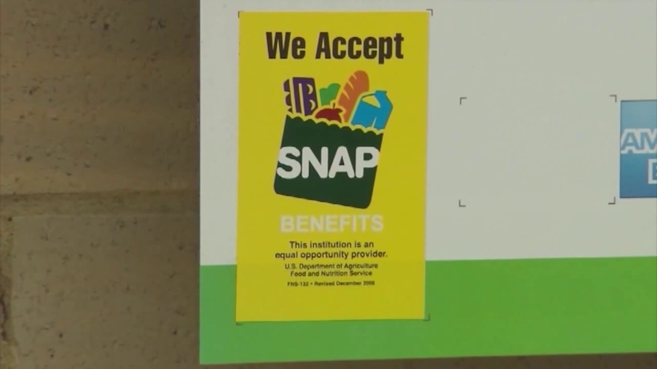 Big changes for Texas SNAP recipients involving work requirements, what you can no longer buy