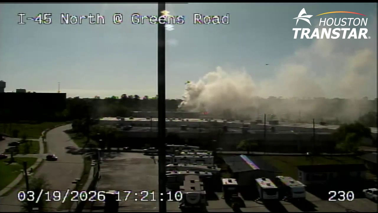 North Houston fire: Firefighters battling tire shop fire near Greenspoint Mall