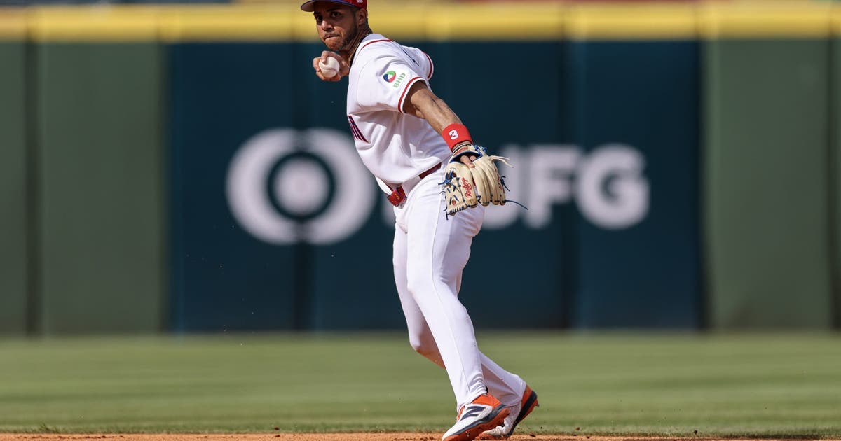 Jeremy Peña injured in WBC exhibition, set to see hand specialist | FOX ...