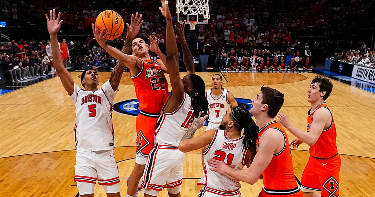 Illinois stuns Houston 65-55 in Sweet 16, faces Iowa in South Region Final