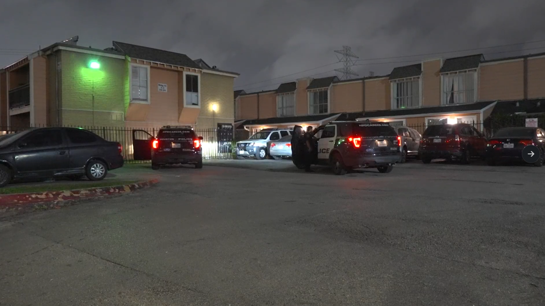 Glenmont shooting: 17-year-old shot while walking in Gulfton area