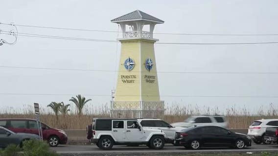 Galveston beach points closed due to 'large crowds of young people,' 'heavy traffic'