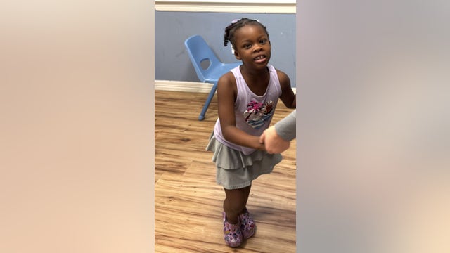 Pearland police searching for missing 7-year-old girl with autism