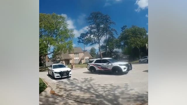 Man stabbed in NW Harris County, flown to hospital