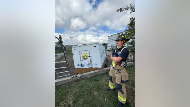 Blue Bell truck crashes through gate and into detention pond in Spring