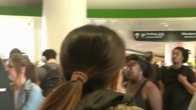 Houston man launches 'line-sitting' service as TSA wait times soar during partial government shutdown