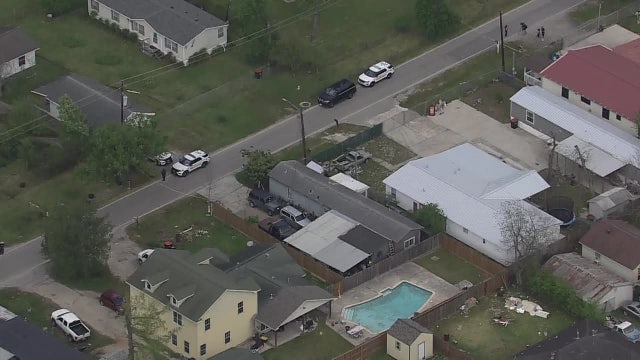 Harris County boy, 5, reportedly drowns in pool two blocks away