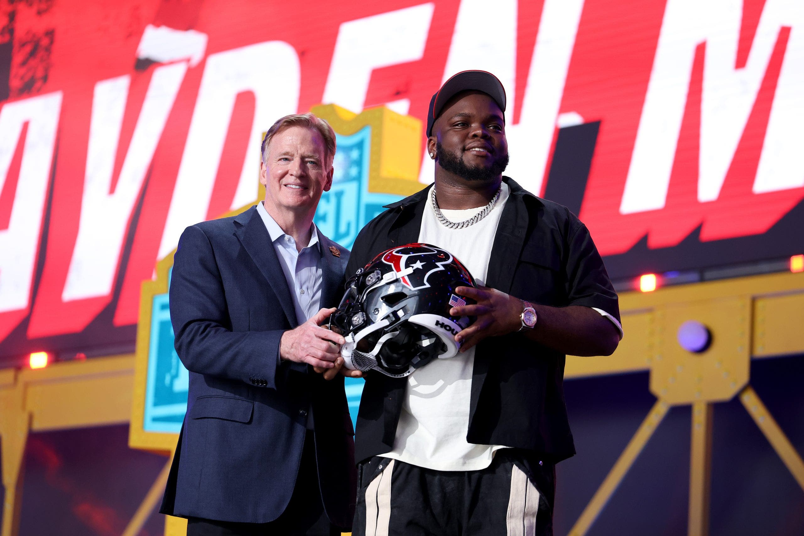 2026 NFL Draft Round 2: Houston Texans pick OSU's McDonald, Michigan's Klein