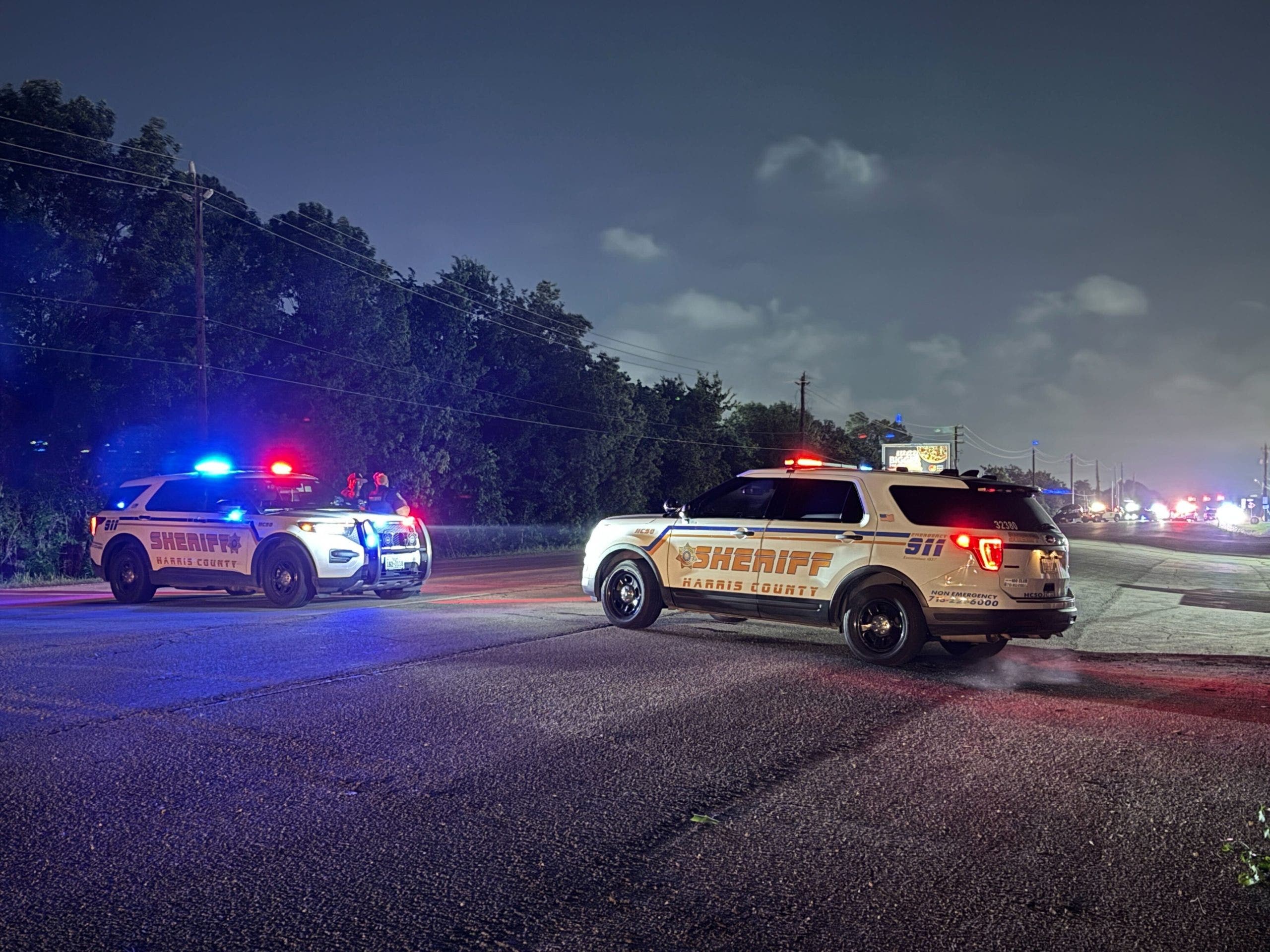 Harris County crash: Motorcyclist crashes into back of truck on Beaumont Highway