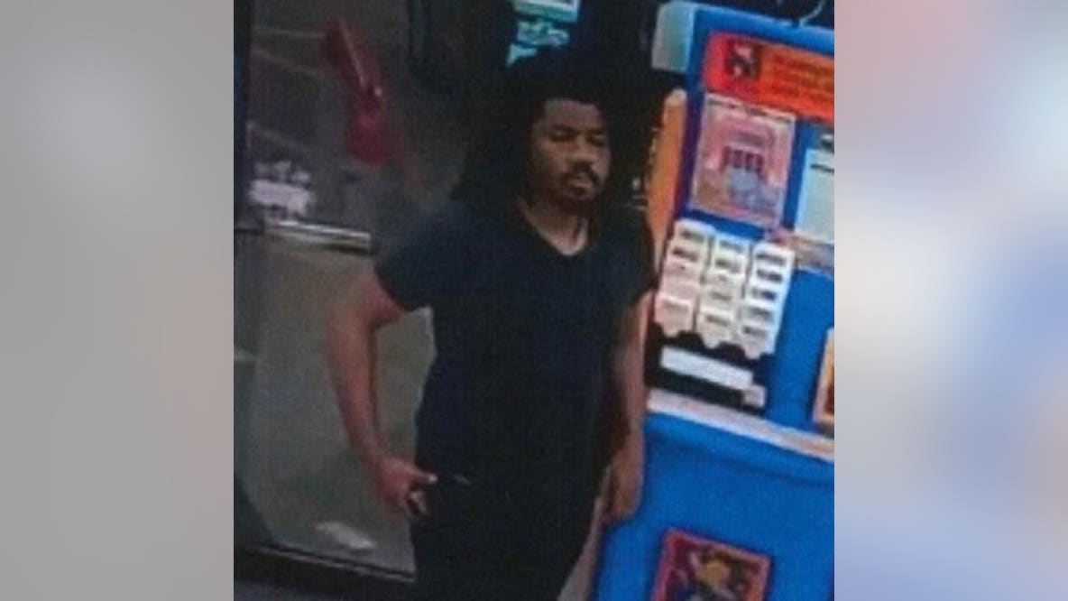 Suspect wanted, accused of killing 19-year-old in northwest Houston